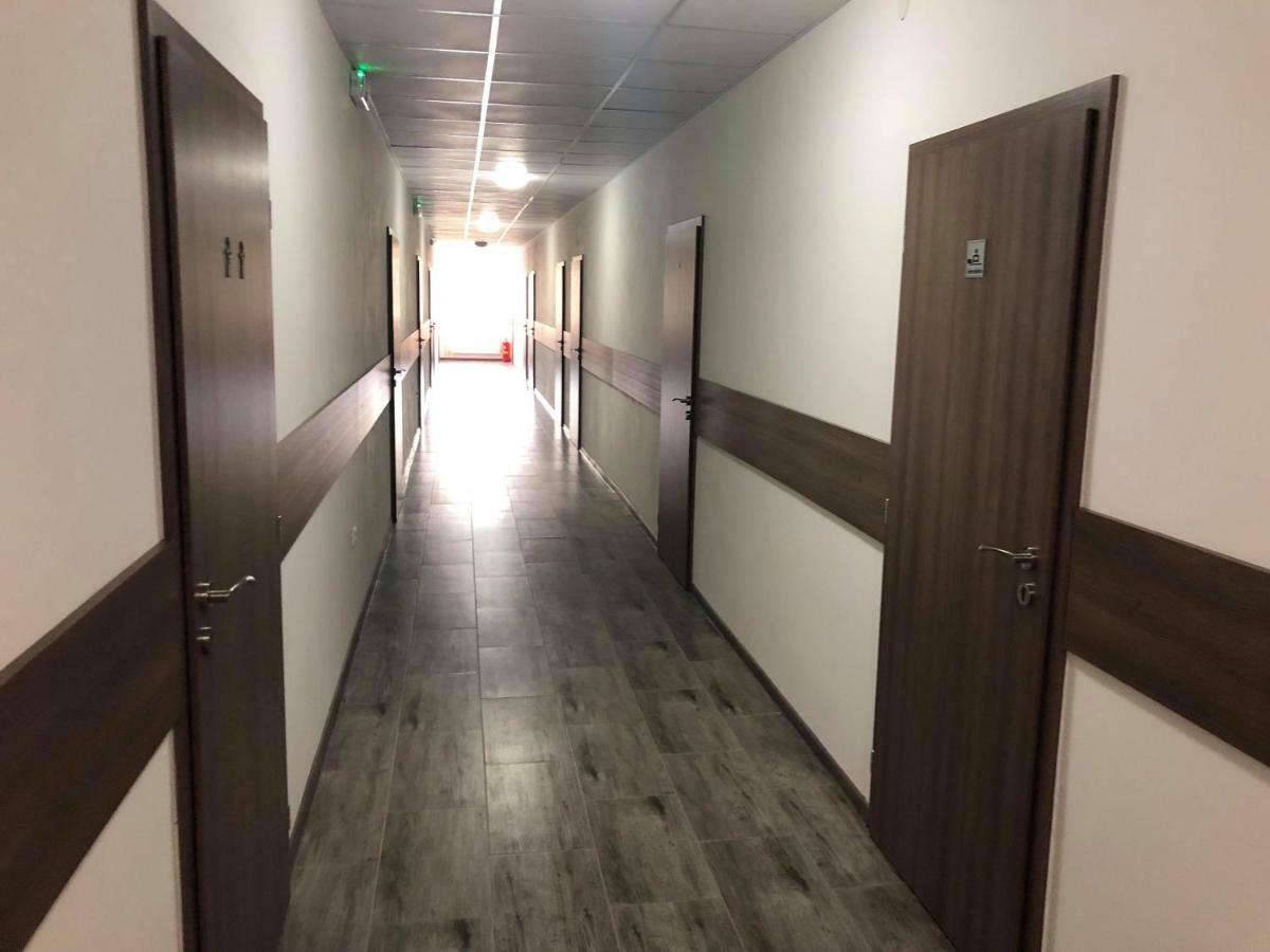 Penzion&restaurant Teplanka Považská Bystrica Esterno foto